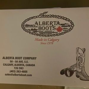 Never worn ALBERTA BOOTS Ostrich size 8.5